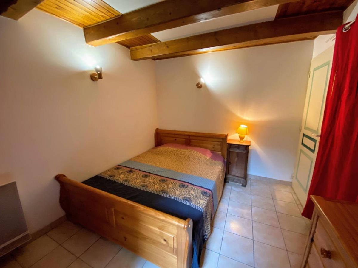 Appartement 4 pers plein centre ville, wifi, balcon Laragne-Monteglin Extérieur photo